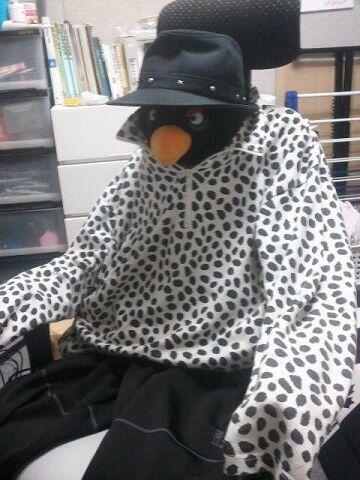 모여준 모든 용사들에게 감사를 표합니다. 저는 서울지부 인간저항군 소속 버서커 더 버드맨 입니다. 모여준 인간용사님들과 함께 스레딕에명예를...