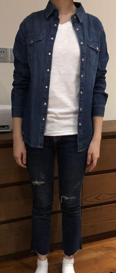청바지에 청셔츠야.. 어떤거같니.. 내일 반 대표로 발표도 있는데..