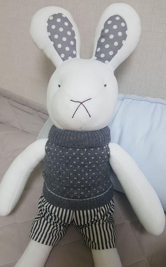 오 혹시나 해서 사진 올리려고 하는데 되네! 필립이야 ㅋㅋㅋㅋㅋ 약간 올라간 눈이 매력포인트야