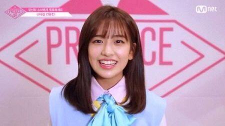 왜 닮았다고 하는지 알 것 같은데 코랑 웃을 때 입모양 약간 닮은듯