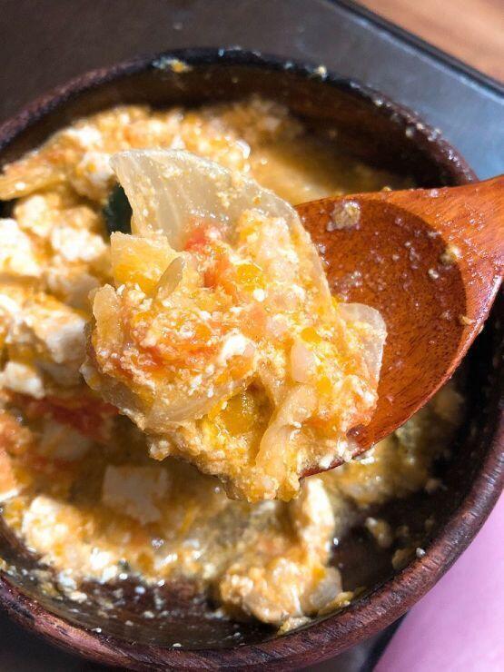 와 이거 막있다 토마토 하나 더 넣고 소금 조금 넣고 간 맞추면 딱일듯!! 난 어제 체해서 속이 안좋아서 끓인거거든 ㅋㅋㅋ 단호박도 더 넣고싶다