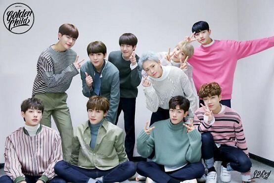 '골든차일드'라는 그룹인데 노래 라이브 실력 완전 ㅆㅅㅌㅊ이고 춤도 잘추고 비글미도 넘치고 10명 다들 너무 잘생겼더라 ㅎ