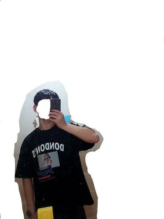 바지는 검정색 반바지 입으려구