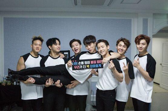 실력파 아이돌 비투비! 되게 재밌는 그룹이라 지루할 틈이 없어!