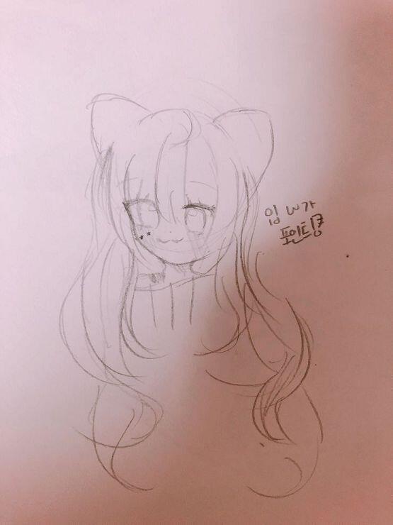 그림체 메리로 부탁해도 괜찮을까? 입이 포인트고, 저 고양이 귀같아 보이는건 머리랑 연결되어있는거야!