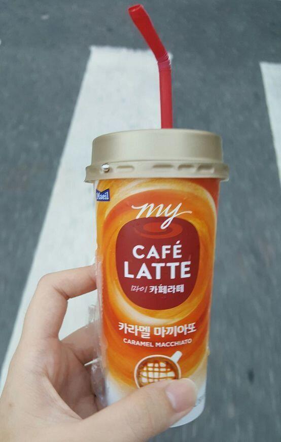 이거 내 입맛 기준이긴 한데 맛있다 약간 그 서울우유 커피포리랑 비슷한데 약간 카랴멜 맛 남 많이 달지도 않고...
