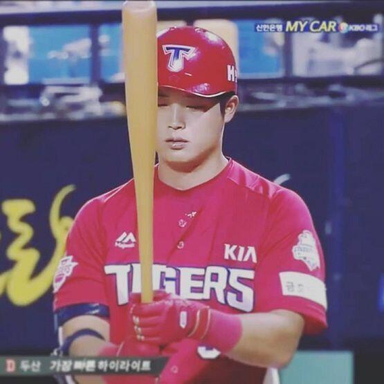 슬슬 3D나올 때 된것같아서 난 쓸디 최애 올리규 갈게 ㅠㅠ 아직 잘 못하지만 노력하나는 최고봉인 이쁜이들 ㅠㅠ
