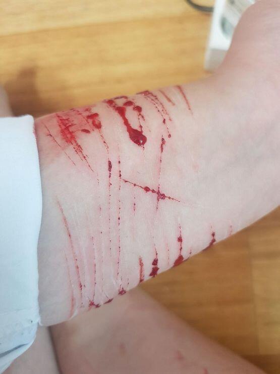 힘들어