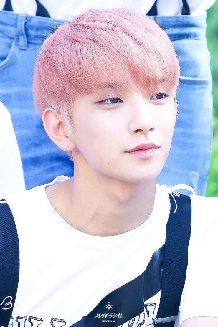 정한 지수! 사진 더 많은데 내가 생각 하는 그 꽃같은 분위기의 사진들이 막상 찾으니까 안 보여서 차애 정도의 사진으루..! 마지막은 투샷*-*