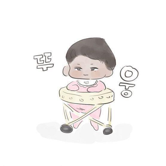 고집 센 남자아이가 태어났다 머리는 부드럽게 곱슬거린다! 몇년이 흐르고 이 아이도 유치원에 갈 나이가 되었다. 유치원엔 (>>41~>>43 위와