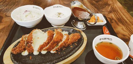 치즈돈까스 !