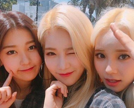 이달의 소녀 ㅠㅠ 유닛별 차례대로 1/3, 오드아이써클, yyxy