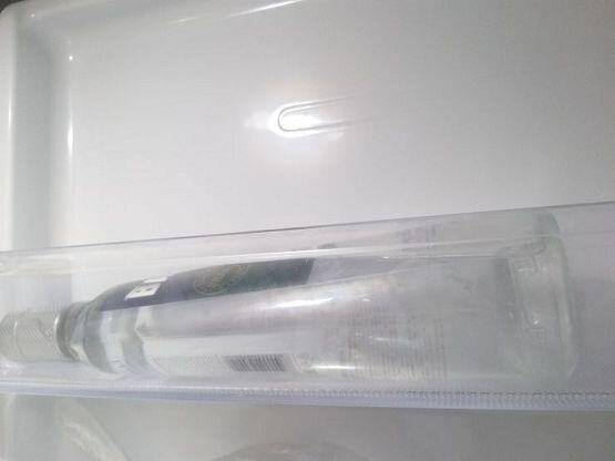 사실 같이 받아둔 보드카가 있는데 먹을 엄두는 안나서 냉동실에 꼬라박하고 있음 근데 해바라기씨에 보드카라니 완전 고프닉인데