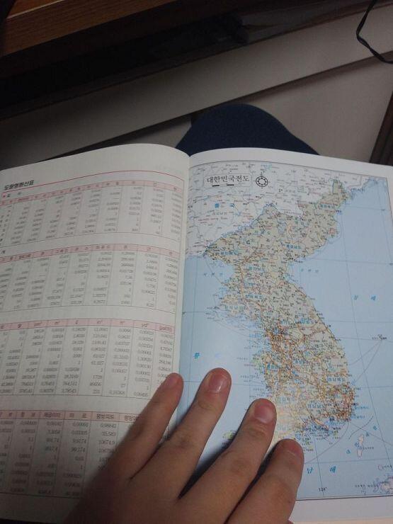 스도쿠하고 지도 지하철노선도 있다