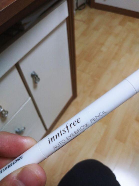 꼬리빗하고 눈썹칼 아이브로우