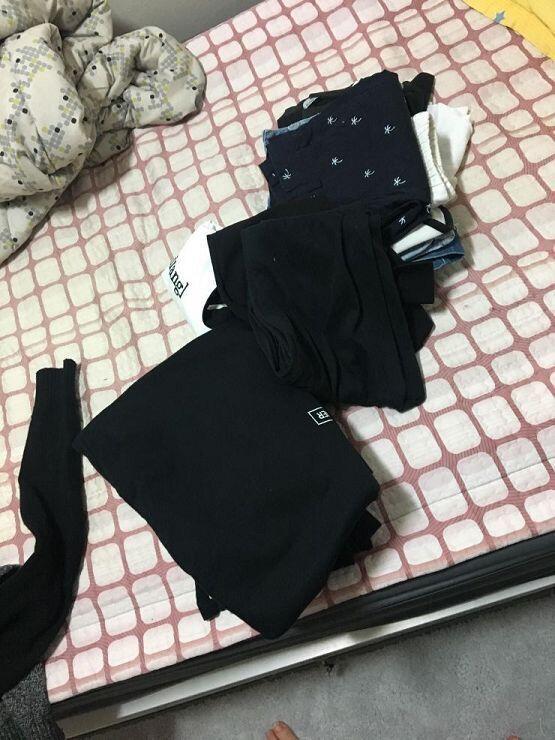 옷정리를 거의 처음부터 다시하는중..