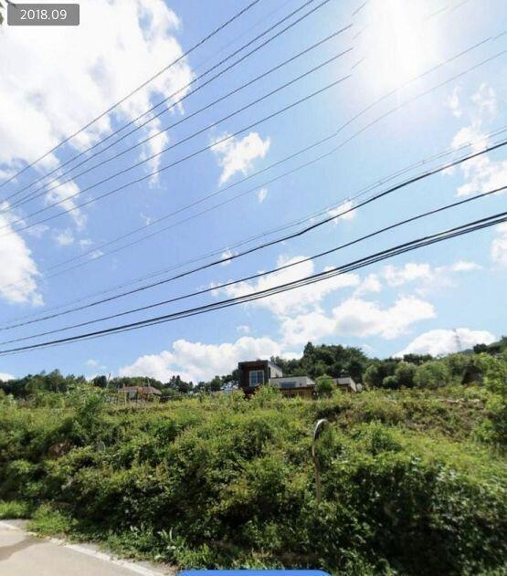 로드뷰로 본 건데 케이가 보여 준 위치 근처에 집 있었는데 거기 같아