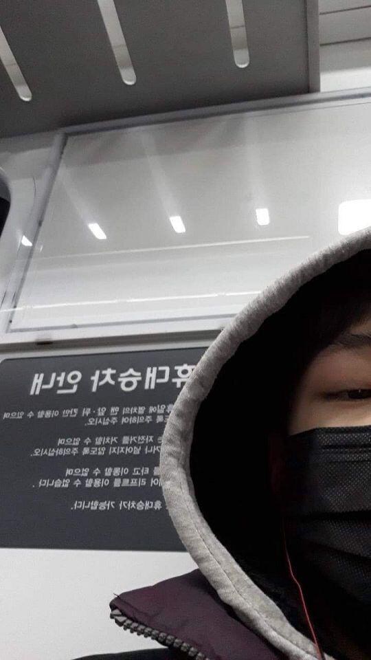난 눈부터 좆같이 생겼는데 ㅆㅂ
