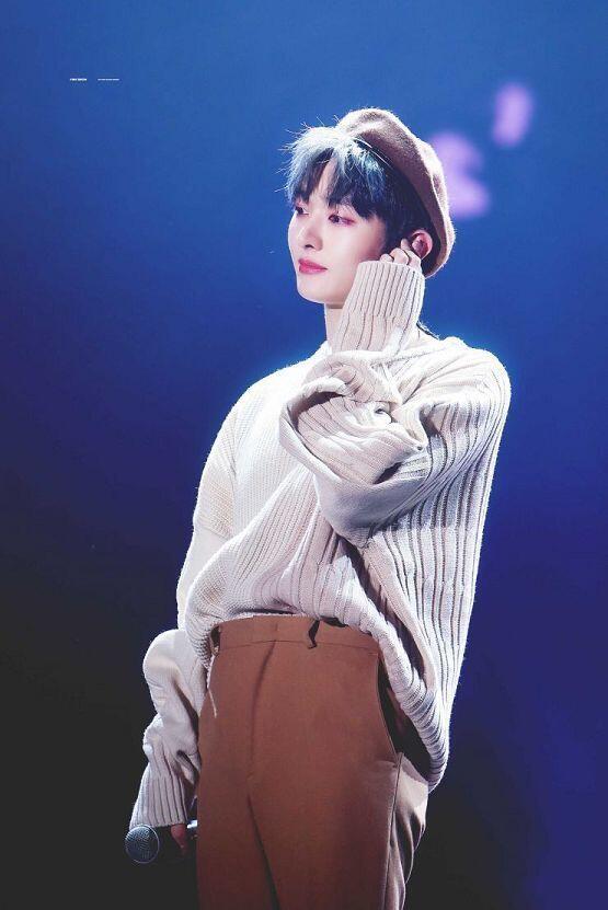 워너블 많다 내가 제일 좋아하는 베레모 쓴 지성이♡