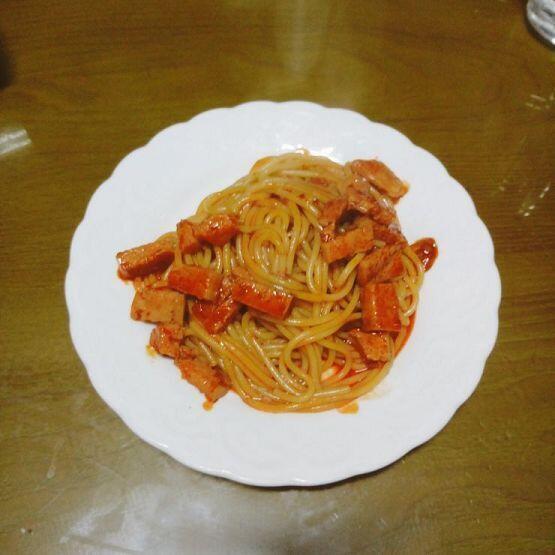 만들었다... 냄새는 맛있어 보이는데 ㅋㅋㅋㅋ