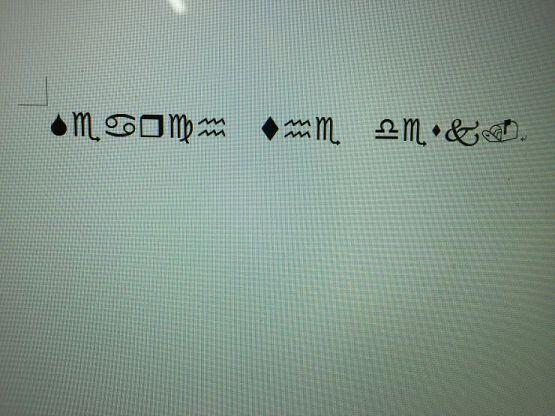 컴퓨터에 다가갔다. 컴퓨터에 가까이 가니 화면이 켜졌다. 컴퓨터를 살펴보니 워드 문서가 켜져있었고, 그 문서에는 이런 글자들이 써져있었다.