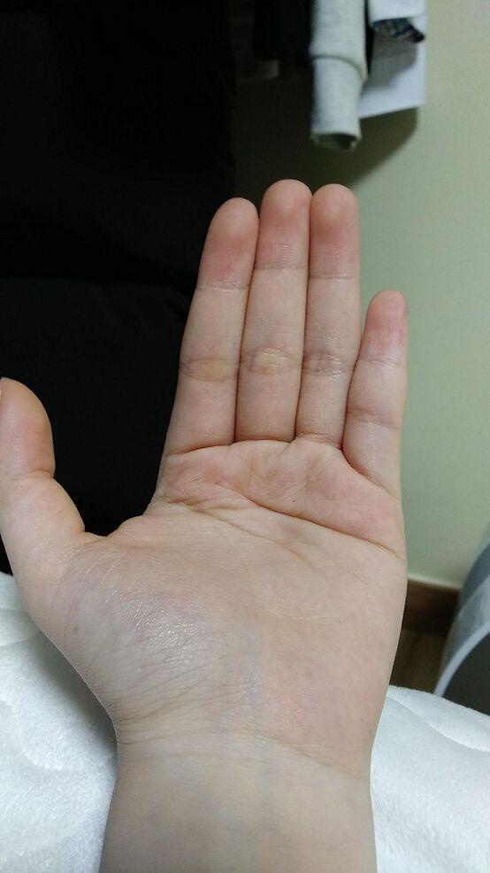 어... 동성애자는 아니지만 나 양성애자인지 이성애자인지 항상 궁금했었는데 그럼 이론대로라면 양성애자일 확률 쪽이 더 높은거야?