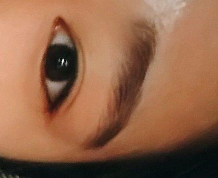 나만생눈이야 ..... 밖을 안나가서 요즘 화장을 아예안해..