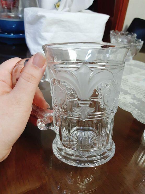 이게 엄마가 찍으라고했던 맥주잔;;