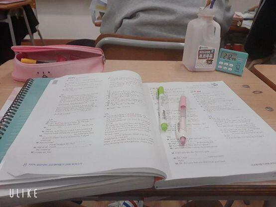 오늘의 책상,,