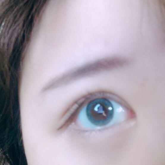 눈 아래서 찍으면 예뻐보인당