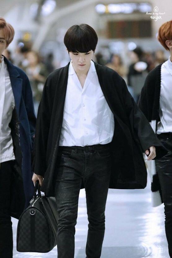 우리 윤기 아니겠니ㅠㅠㅠ