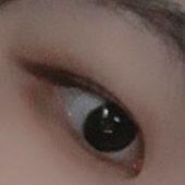 난 무쌍인데 단면쌍테붙엿엉! 다이소 단면쌍테 슬림형 자연스럽다구 무쌍들 써줘♡.♡! 앗 두번째사진은 좀 처져서그랭 눈살이 많아서...