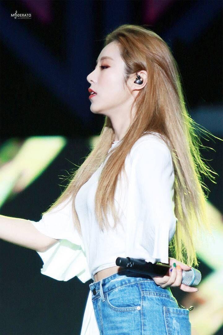 웨 ... 웨 휘인 안해요??? ㅠㅠㅠㅠㅠㅠㅠㅠㅠㅠ 앓다죽을 정휘인 ㅠㅠㅠㅠㅠㅠㅠㅠㅠ