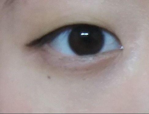 내 눈이야 아라만 했는데 뭘 더 어떻게 하면 좋을까 나 피부 요철도 심하고 눈썹도 잘 못그리는데...홍홍...