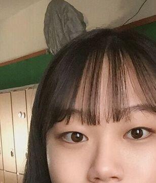 난 연하게 하는거 좋아해서 맨날 이렇게 하고다녀 화장법 궁금해하는 사람 이써?