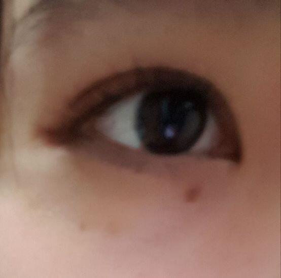 오늘도 화장해봤어 어때? 어제보단 나은것같아?ㅜㅜ