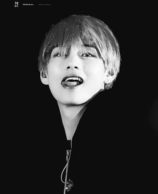 방탄 뷔 인스타에 있는 사진