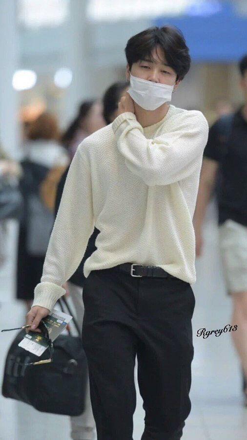 박지민..
