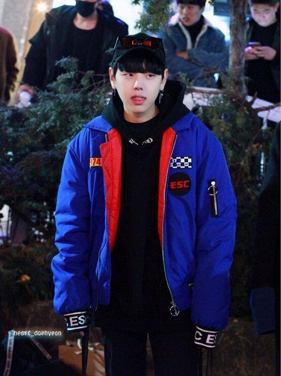 데뷔 전 버스킹하던 시절