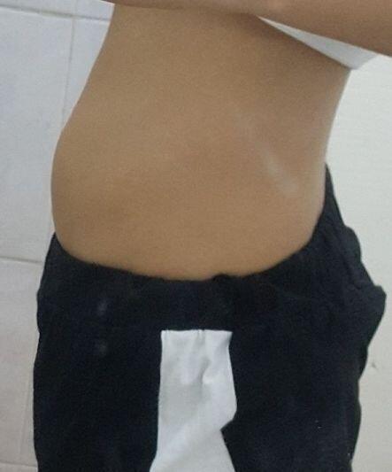 내 배 상태 복부비만?인가 암튼 다른곳에 비해 배만 나왔다 남들이 보기엔 어떨지 모르지만 나는 내 배가 싫다 배만 뽈록 나와서 넘 웃기자너ㅜ
