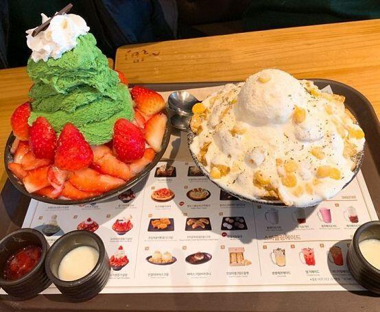설빙 딸기트리빙수였나..?하고 콘치즈빙수 크레페 설빙 마시멜로 어쩌구..