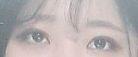 화장한사진인데 화질이 많이 안좋다 ㅠㅠㅜㅜㅜ아마 스머징잘되는 브라운 아이라이너로 쌍커풀라인 안쪽에 스머징해준 걸꺼야! 라인 꼬리는 살짝 길게 빼