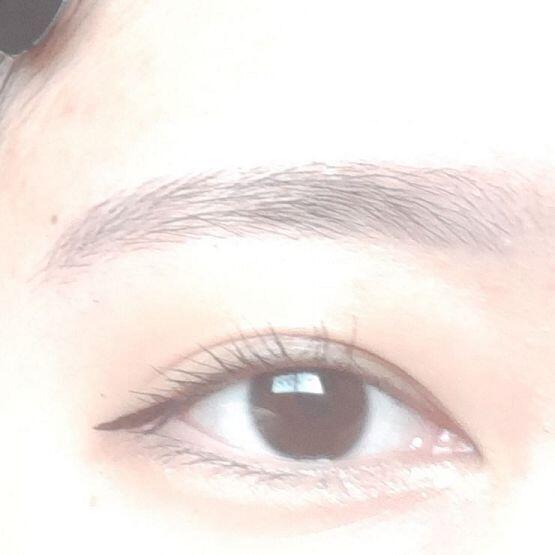 눈썹은안그렸어 ㅜㅜ 미안.. 눈화장이상해?