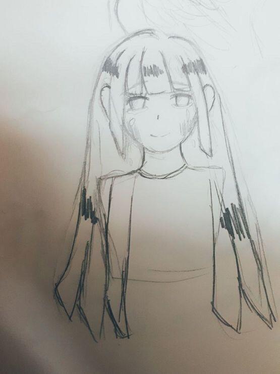 >>4 네모네모한 긴머리는 이미 그렸었어! 다른 머리스타일도 그려볼게 고마워!