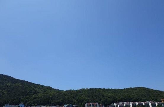 날씨 진짜 좋다