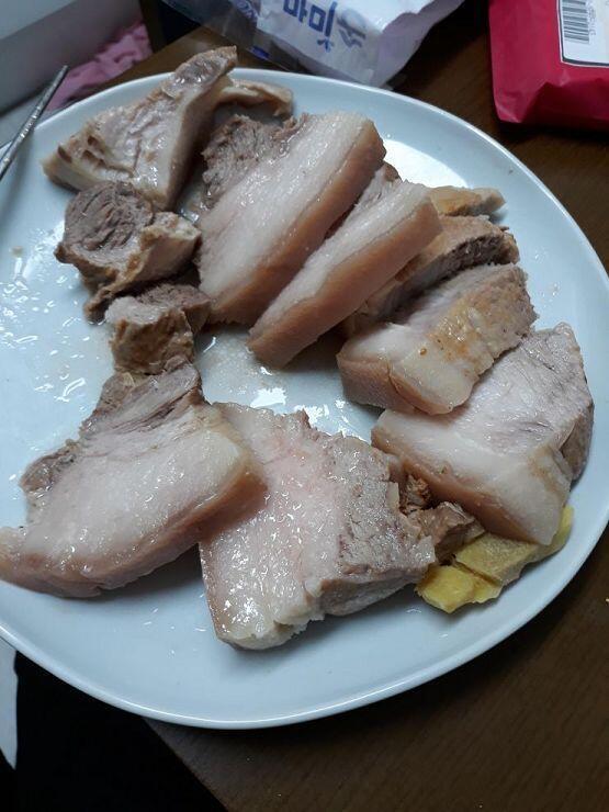 팟타이(찬조출연 : 테라) 야매족발