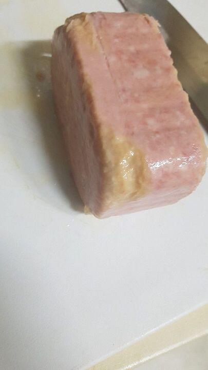 햄 꺼내봤더니 이래