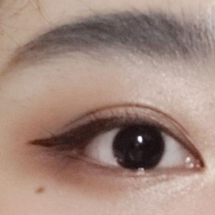 헐 나 레준디 반응이 넘 좋네; 고마워 눈물점 그렇게 좋게(?)매력적이게(?) 생각해줘서,,, 가끔 싸가즤 없게 생겨따 들어서 욕먹을까바 걱정했