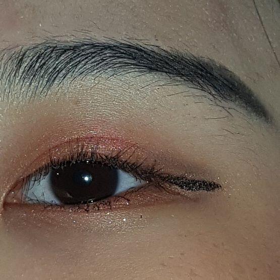나 윗 레스인데 화장 다시 고치고 한번 찍어봤어..
