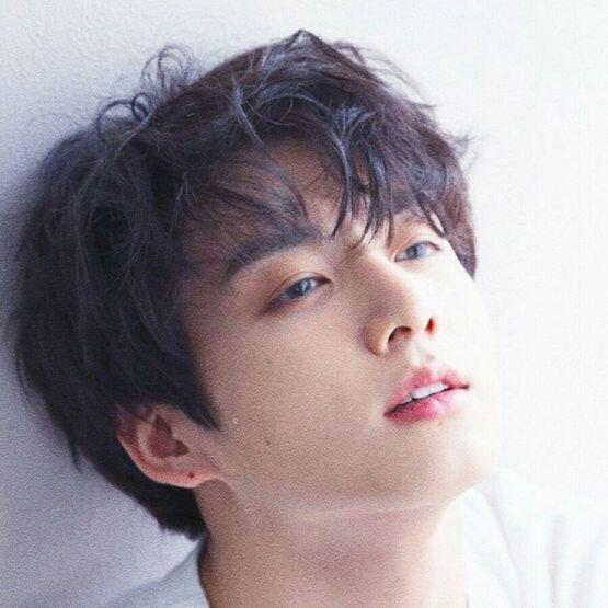 전정국 예쁘고 청순하기까지 해